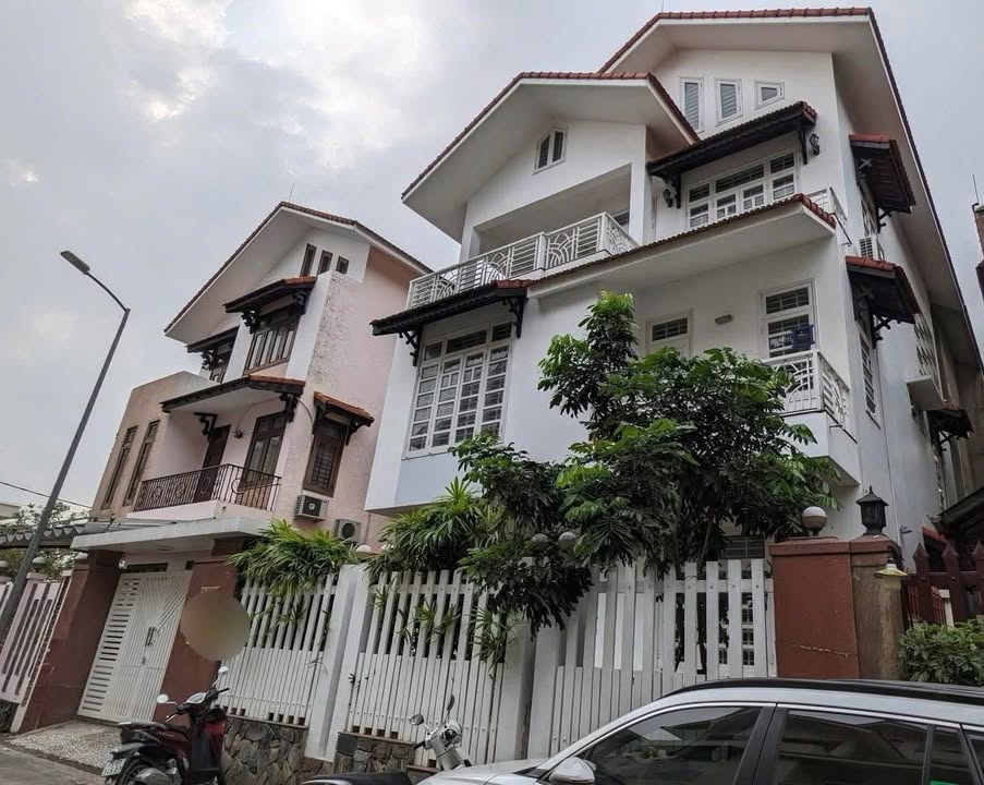 Cho thuê Biệt thự 224m² Đường Hà Huy Tập, Huế - Kinh doanh Đa ngành