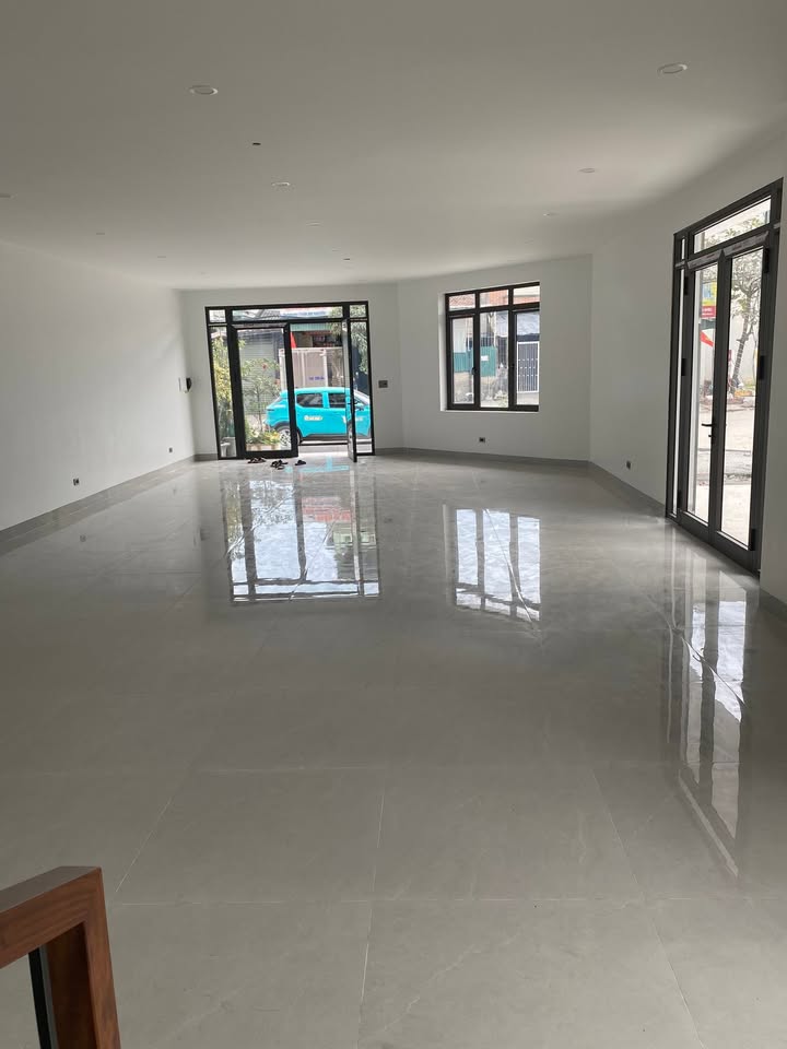 Mặt bằng kinh doanh tầng 1 lô góc 90m² Hà Lầm, Hạ Long - Sẵn sàng khai thác