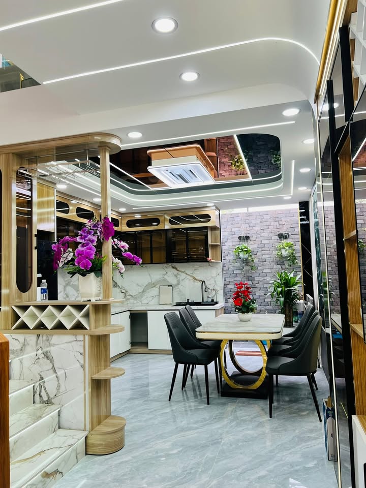 Nhà phố TX25 Q12 6.5 tỷ - Ô tô vào tận nhà, full nội thất!