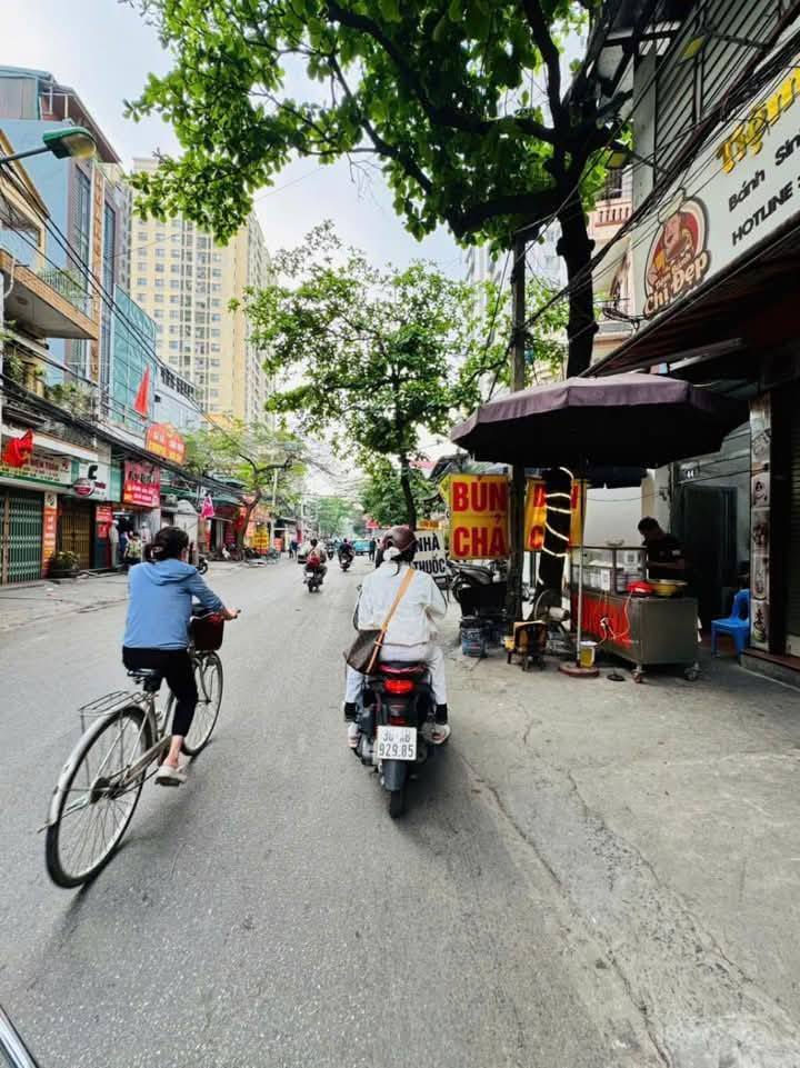 Nhà Mặt Phố Nhân Hòa 68m² - Kinh Doanh Sầm Uất, Vỉa Hè Rộng, 4 Tầng - 30.5 Tỷ