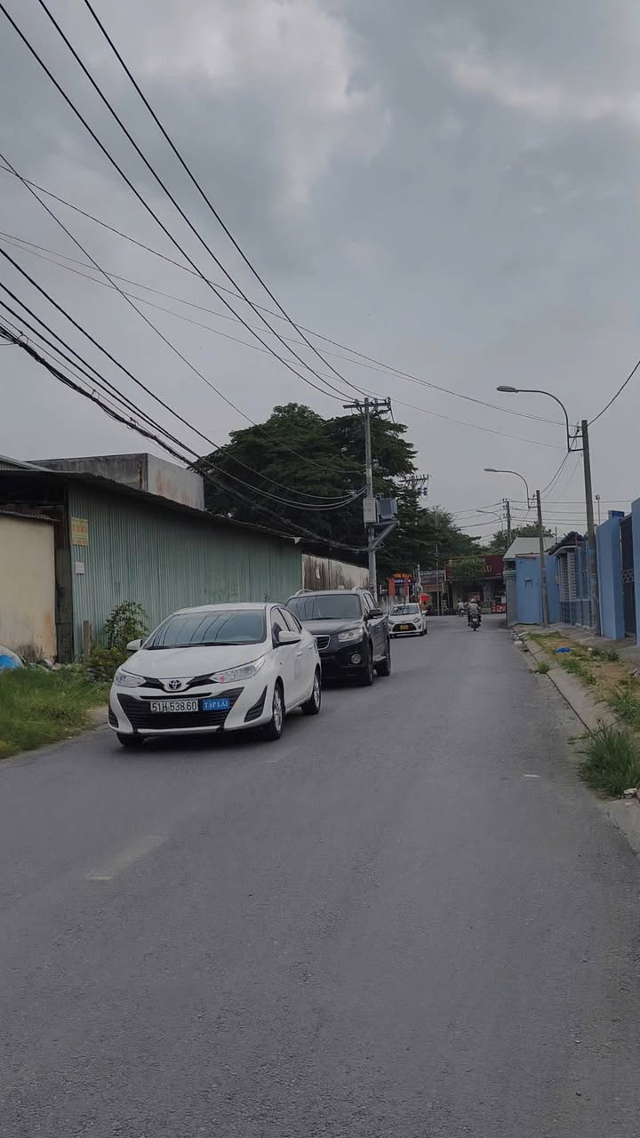 Đất Vàng Hóc Môn 2000m² Mặt Tiền Kinh Doanh - Giá 50 Tỷ