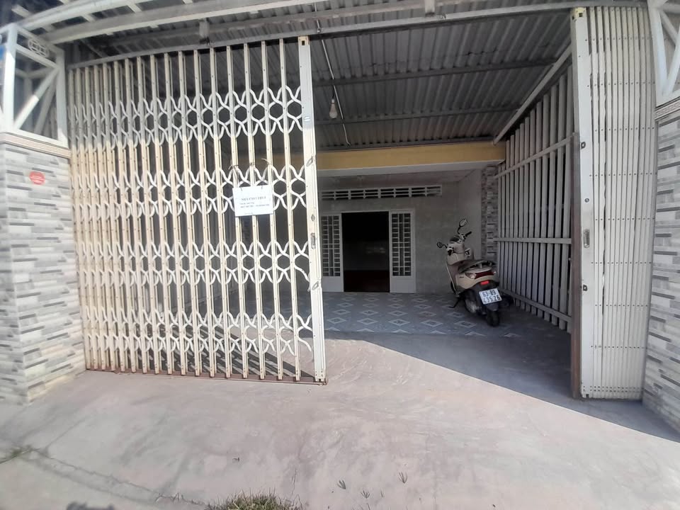 Nhà riêng Mỹ Tho 150m² - Sẵn sàng ở ngay, giá thuê tốt!