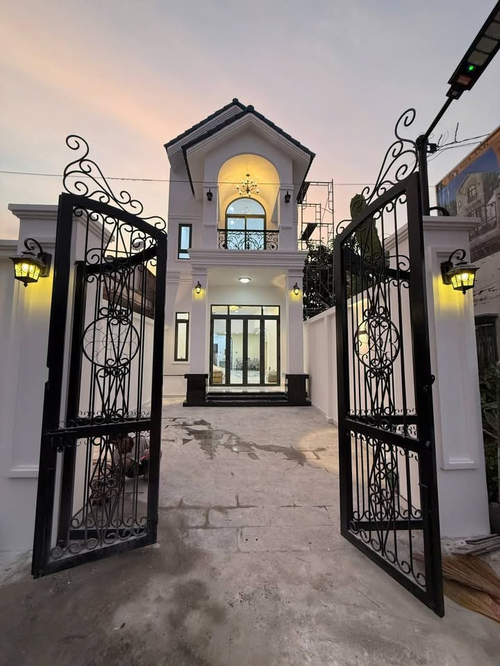 Nhà Riêng An Dương Vương, Hòa Thành 125m² - Sổ Hồng Sẵn!