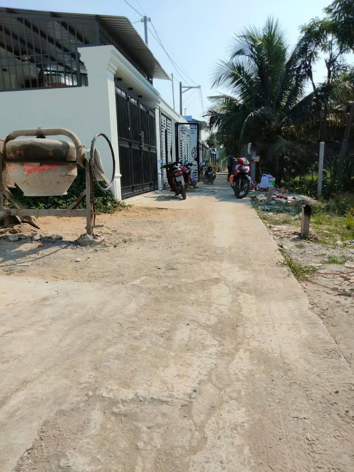 Nhà riêng Trung An Mỹ Tho 120m² giá 1.49 tỷ - Ô tô vào tận nhà