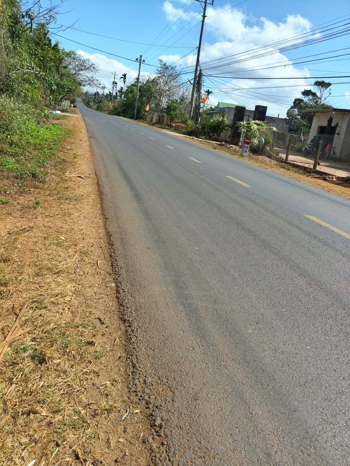 Nhà Cấp 4 Ea Ngai, Krông Búk 600m² giá 3.3 tỷ - Sẵn sàng ở ngay!