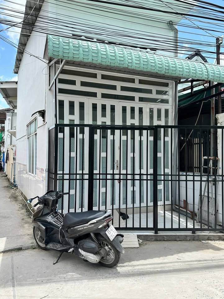 Mặt tiền hẻm Nguyễn Văn Cừ, Cần Thơ - 3.8 Triệu/Tháng, Kinh Doanh Thoải Mái