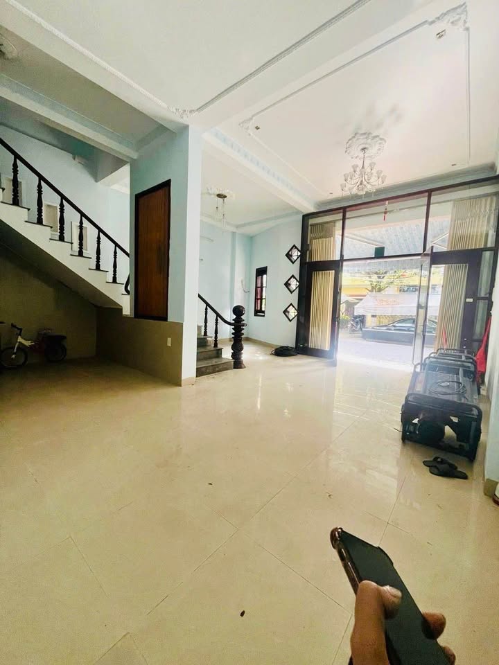 Nhà Mặt Tiền Trần Quý Cáp Hải Châu 85m² - Ngang 7m - 10.8 Tỷ