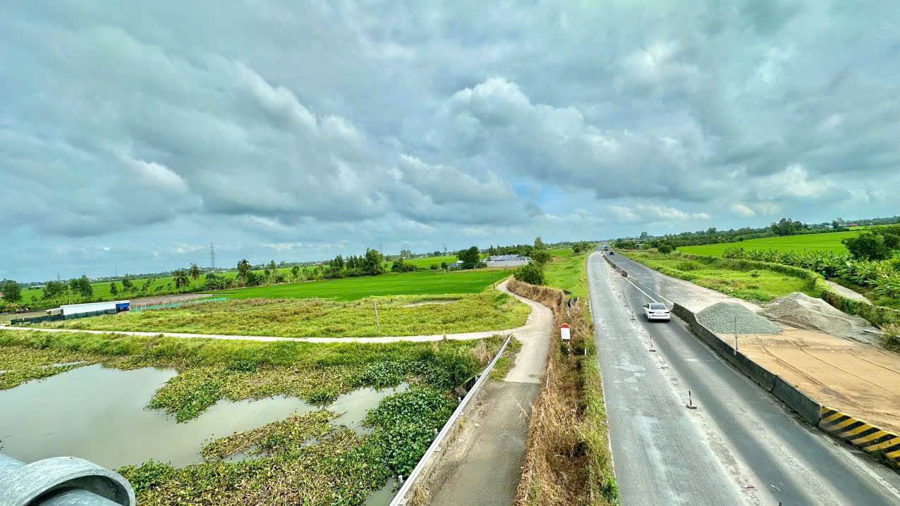 Đất nền Kinh 17 An Giang 210m² - Đường to ô tô!