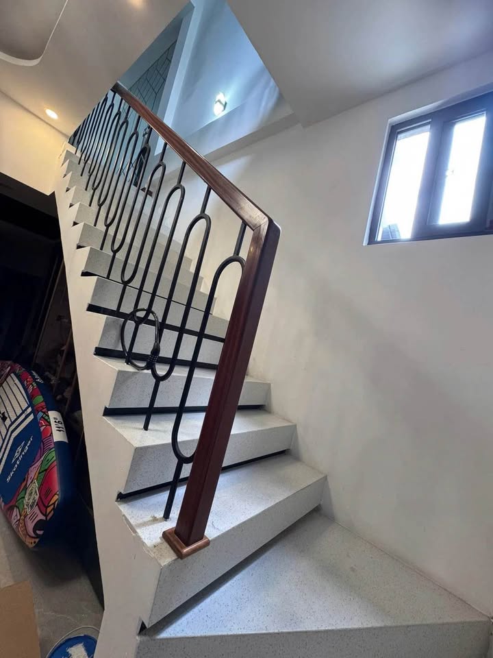 Bán nhà 3 tầng Hải Châu 50m² - Kiệt ô tô Tiểu La, sẵn sàng ở ngay!