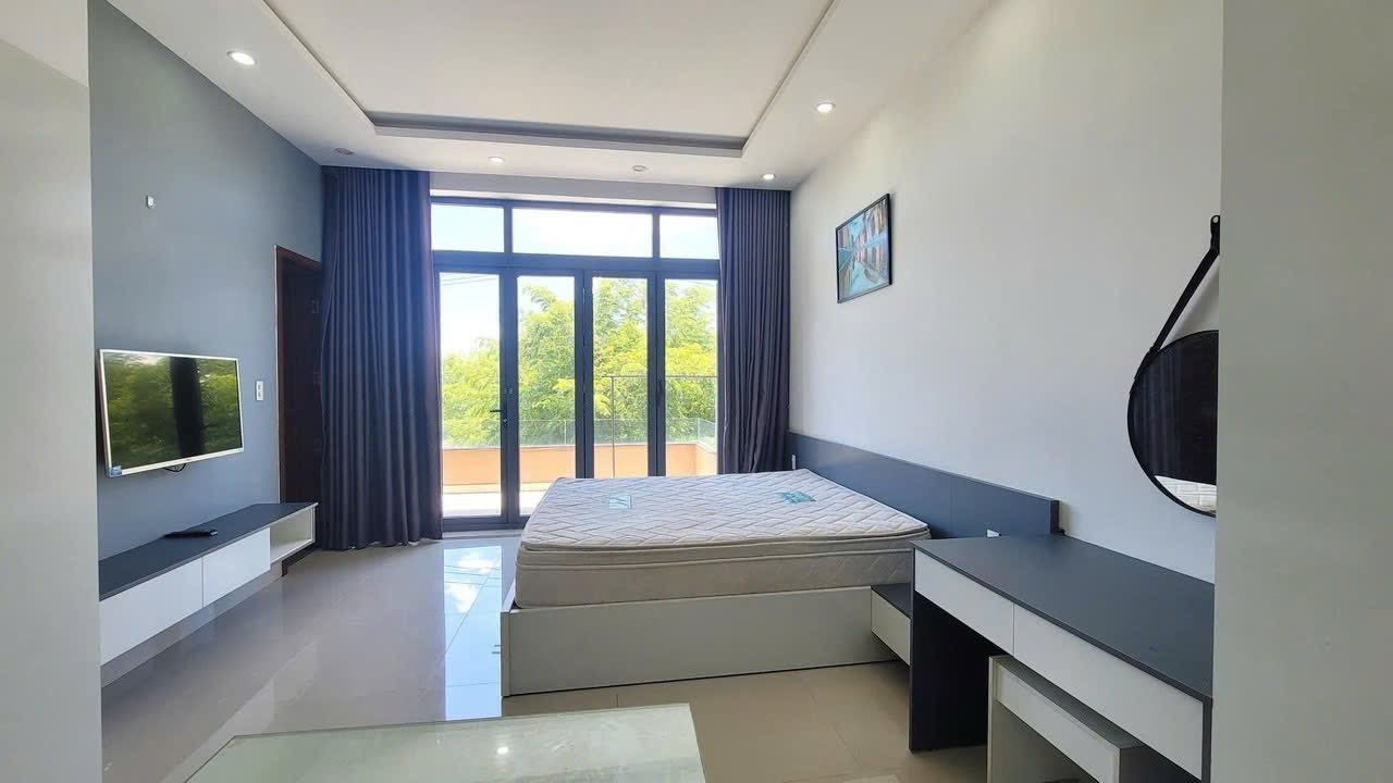 Cho thuê căn hộ xinh xắn ban công rộng - Trung tâm Đà Nẵng