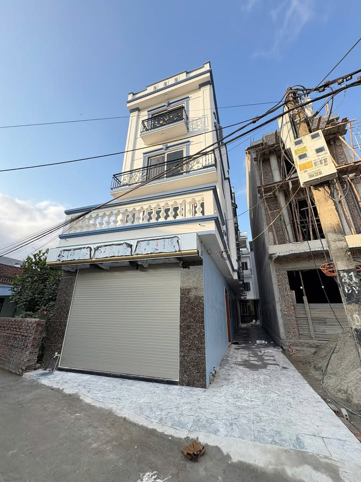 Nhà riêng Kiến An 54m² - Gara ô tô vào nhà, sổ đỏ chính chủ!