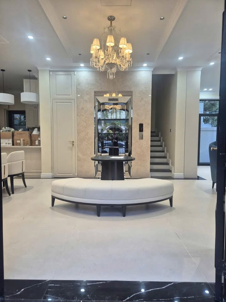 Nhà phố Vin Imperia HP 144m² - Sẵn sàng ở ngay, thiết kế hiện đại!