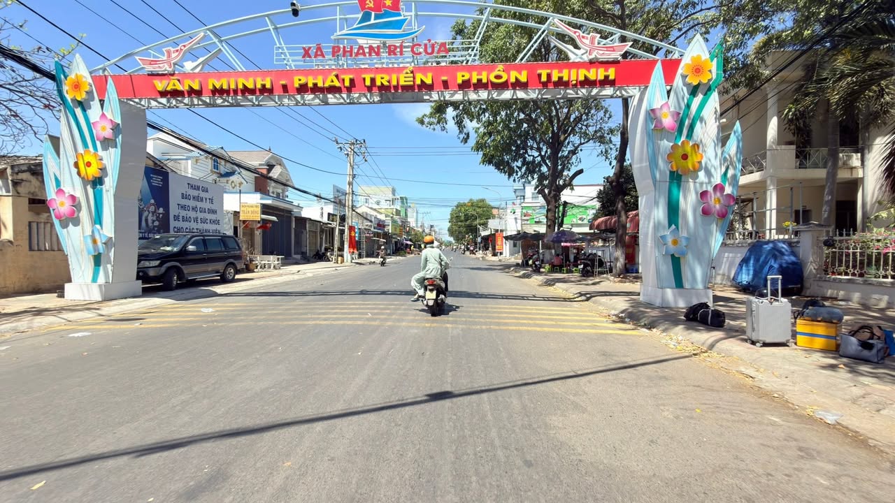 Nhà Mặt Tiền Thống Nhất, Phan Rí Cửa (200m²) - Kinh Doanh/Ở Đều Tuyệt Vời