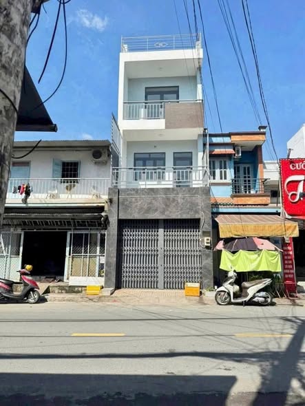 Nhà Phố Bình Tân 96m² giá 17 triệu - Mặt tiền kinh doanh đắc địa!