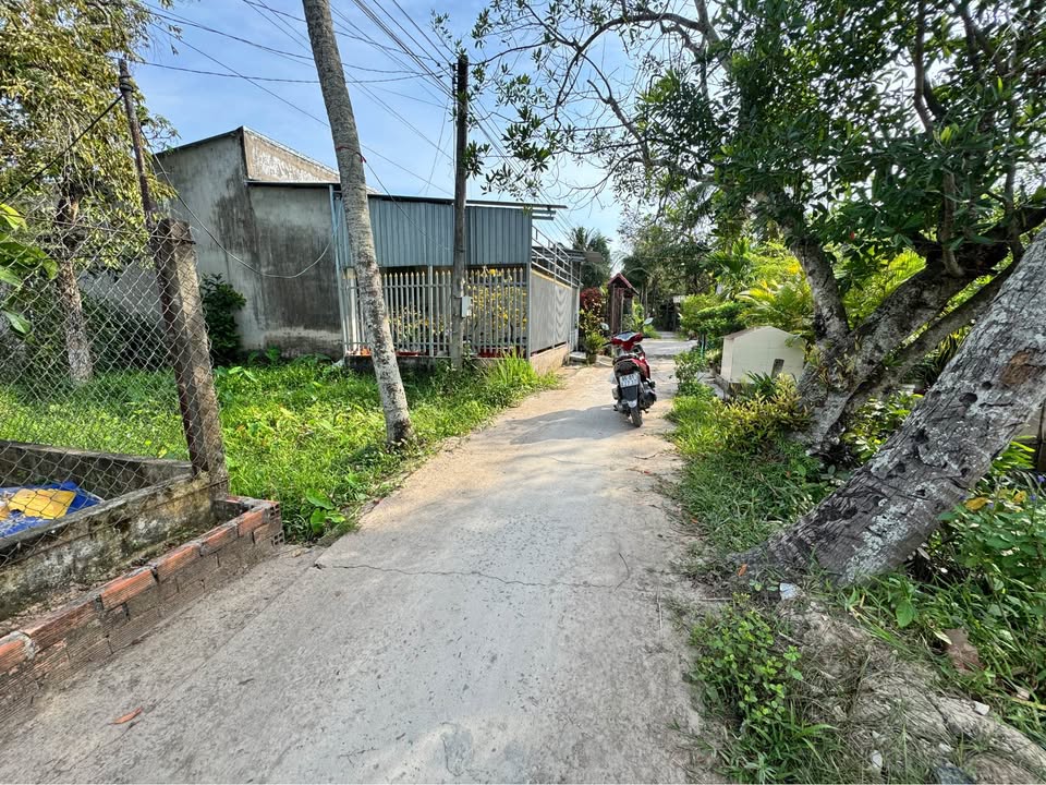 Đất nền Trà Nóc 166m² 690 triệu - Đường to ô tô, sổ hồng riêng!