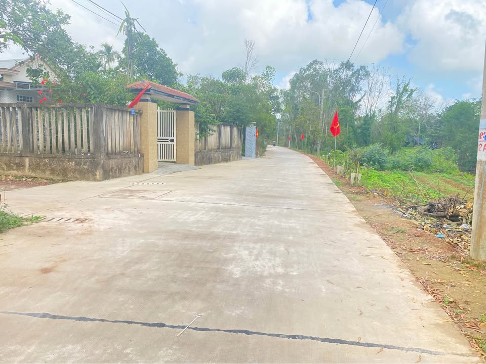 Đất Vàng Hương An - 99m² Sổ Đỏ, Gần Chợ & Trường Học, Chỉ 760 Triệu