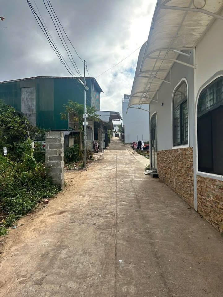 Bán đất Tân Lợi Buôn Ma Thuột 90m² giá 1.85 tỷ - Sổ đỏ chính chủ