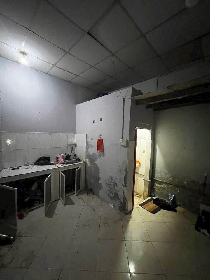 Bán nhà Mã Lò Bình Tân 38m² giá 3.79 tỷ - Vị trí đẹp hiếm có!