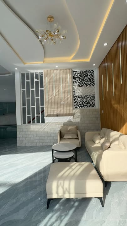 Nhà 1 Lầu Trệt 70m² Tân Biên, BH - Sổ Riêng, 3PN, Sân Oto 3.2 Tỷ