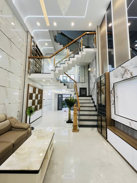 Nhà 5 Tầng 56m² Đường 7m - Sát Đầm Sen, Bình Tân - Giá 7.x Tỷ