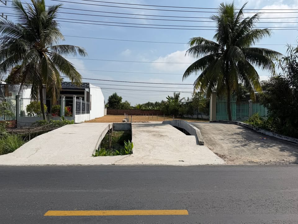 Đất nền Bình Tân Vĩnh Long 200m² - Sổ hồng chính chủ!