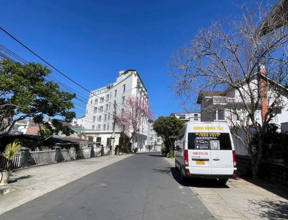 Đất nền Đà Lạt 970m² 50 tỷ - Sổ hồng chính chủ, view Hồ Xuân Hương!