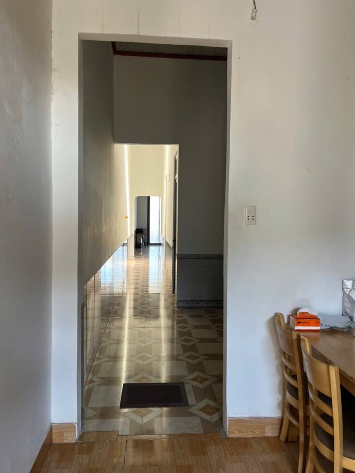 Nhà Mặt Tiền Võ Văn Kiệt, 126m², 1.45 Tỷ - Sẵn Sàng Kinh Doanh