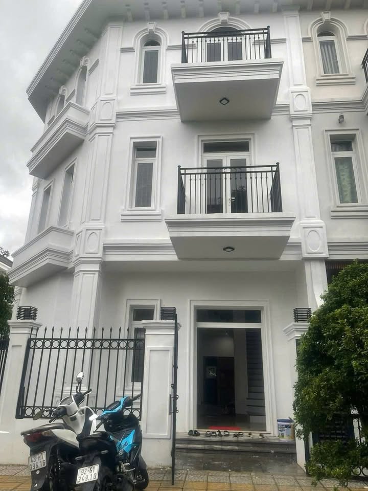 Nhà phố Phú Gia Compound Đà Nẵng 27 triệu/tháng - An ninh 24/7!