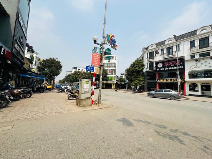 Bán đất Trâu Quỳ Gia Lâm 40m² 5 tỷ - Lô góc ô tô vào nhà!