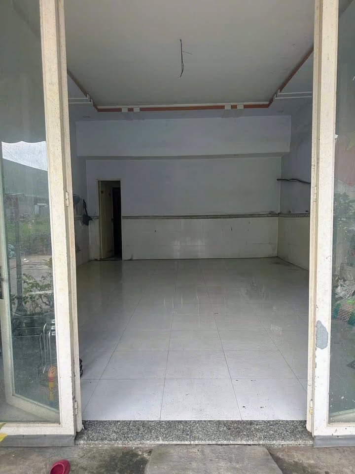 Mặt Tiền Đường 26-VLA Bình Chánh - Nhà 108m² 3PN Giá 5 Triệu/Tháng