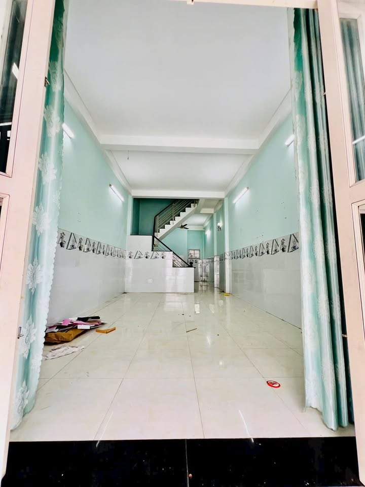 Cho thuê nhà nguyên căn Hà Huy Giáp, Q12 - 60m², 2PN, Sẵn Xe Tải