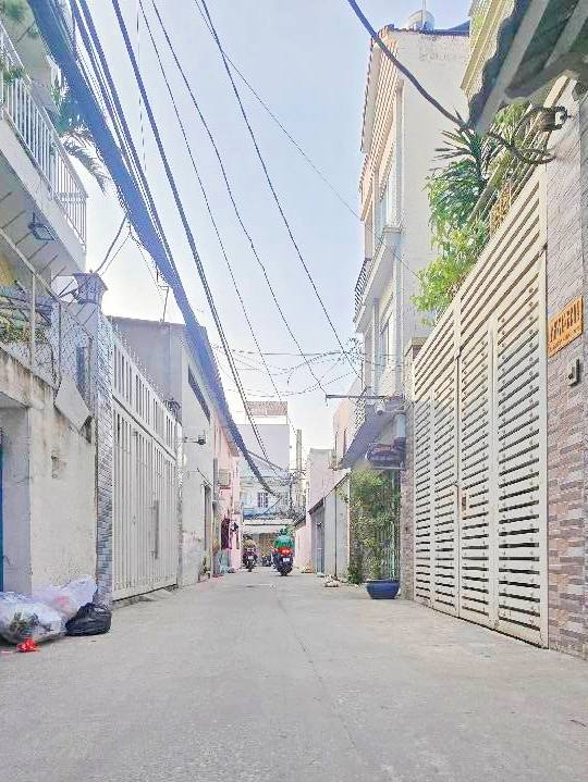 Nhà 45m² 3PN, 3 Lầu, Hẻm Xe Hơi 4m, Quận 7 - Sổ Hồng Riêng