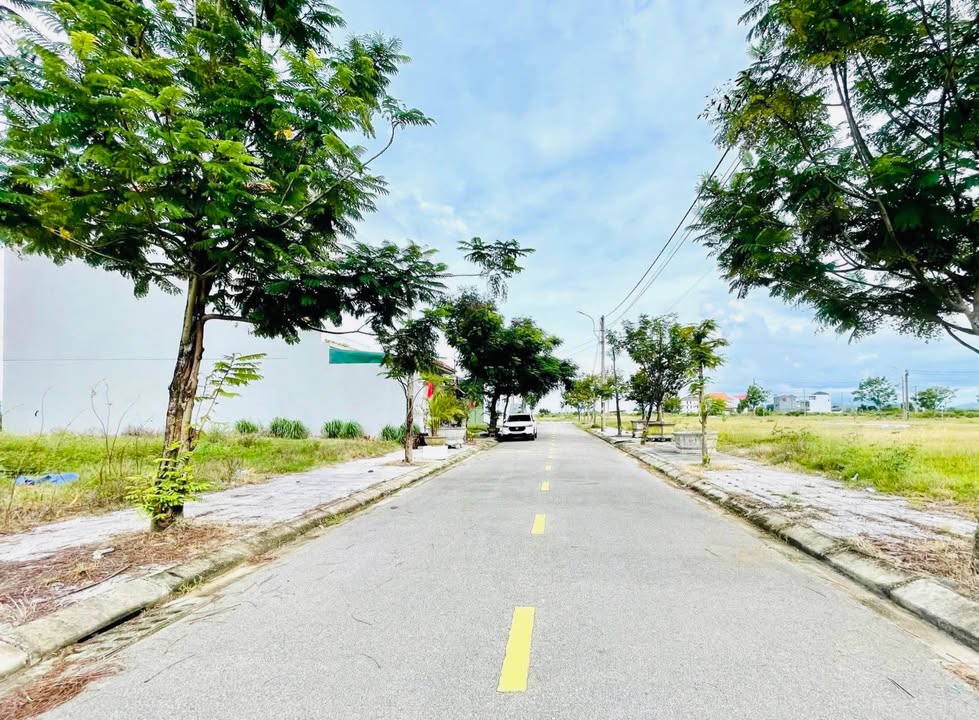 Đất Nền Thừa Thiên Huế 135m² - View Công Viên, Ngang 7.5m Siêu Đẹp