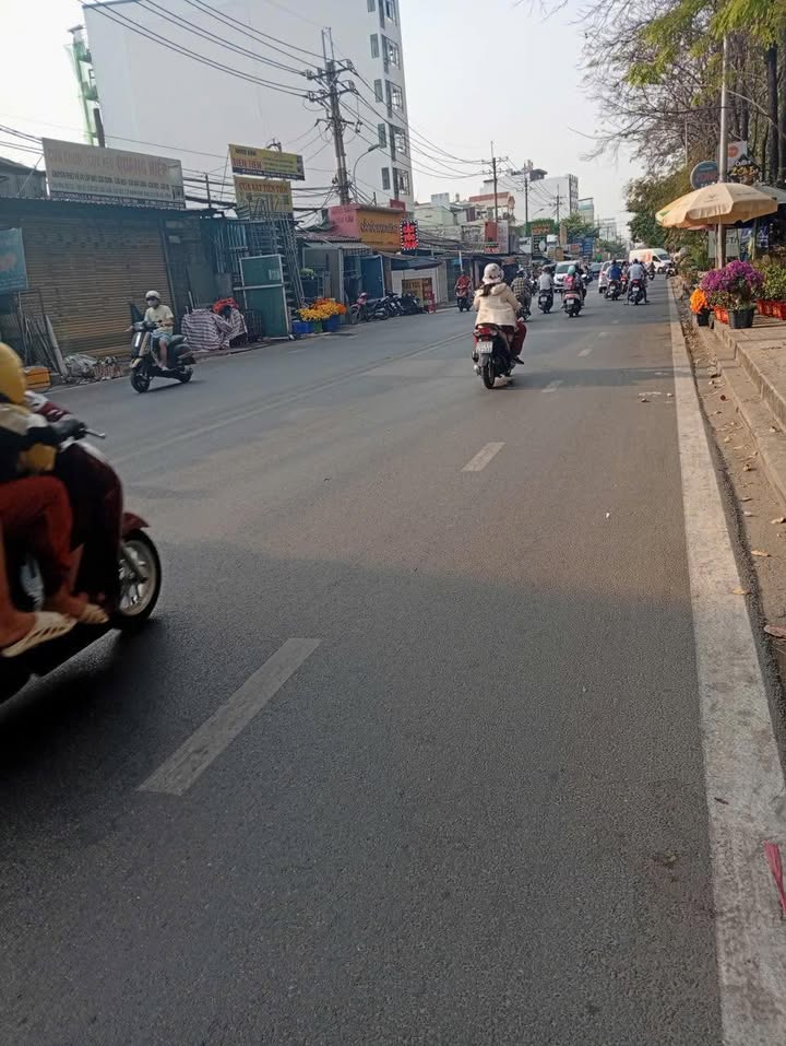 Nhà Mặt Tiền Đường Hương Lộ 3, Bình Tân 176m² - Mặt tiền kinh doanh đắc địa!