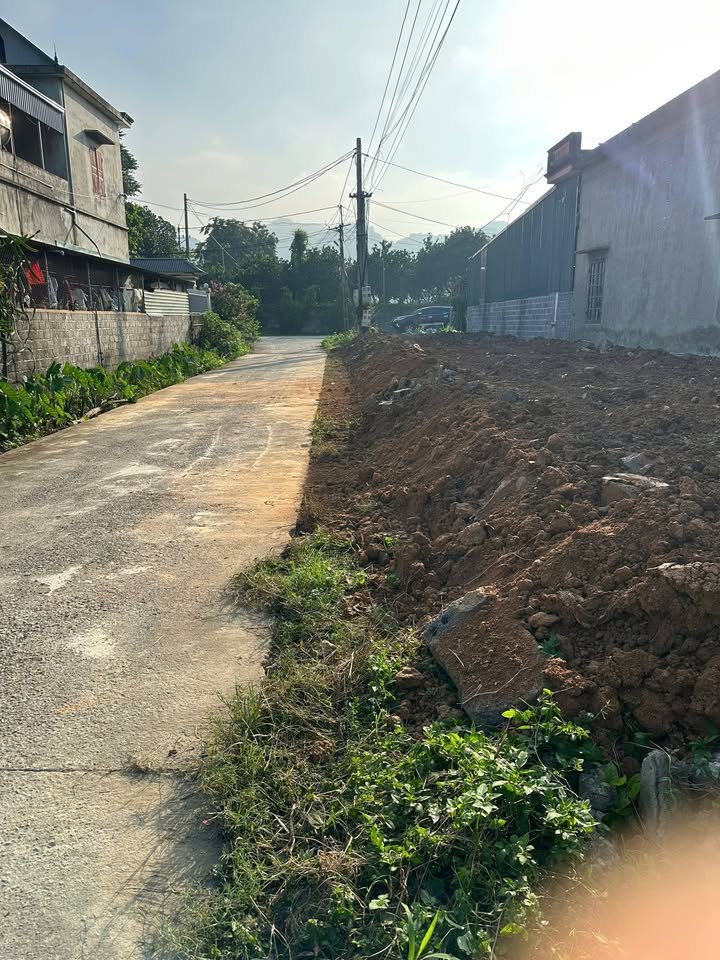 Đất nền Lạc Thủy 171m² QL21 - Đường to ô tô, 2 mặt tiền!