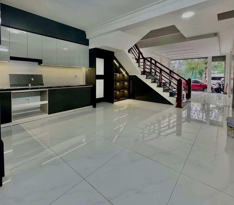 Nhà riêng Phố Ngô Thuyền, Thanh Hóa 75m² giá 6.x tỷ - Ô tô vào tận nhà!