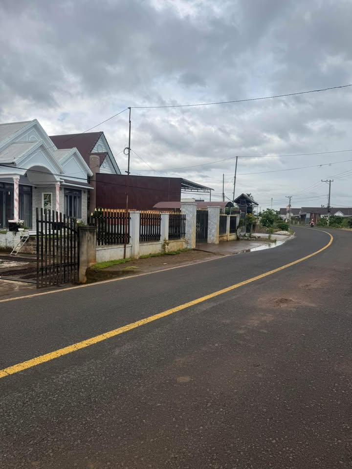 Đất nền Đức Trọng 250m² - Sổ sẵn, giá 1.25 tỷ, gần trường học