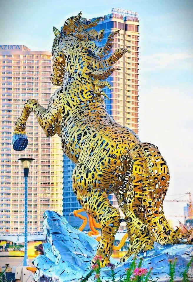 Bán Nhà Mặt Tiền Phan Thanh, Đà Nẵng - 122m² Ngang 10m - Giá 6.5 Tỷ