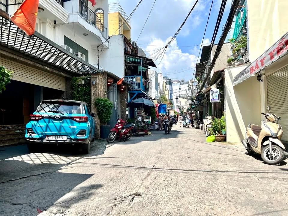 Nhà 2 Tầng 82m² Ngang 4.6m Giá 9.49 Tỷ Giáp Chợ Bà Chiểu, Bình Thạnh