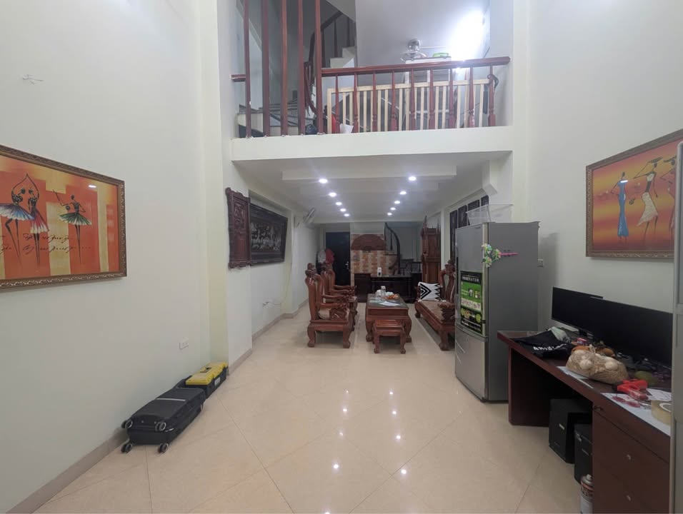 Nhà 59m² Sổ Đỏ Chính Chủ - 4 Tầng Đẹp, Gần Hồ Ba Mẫu, Đống Đa