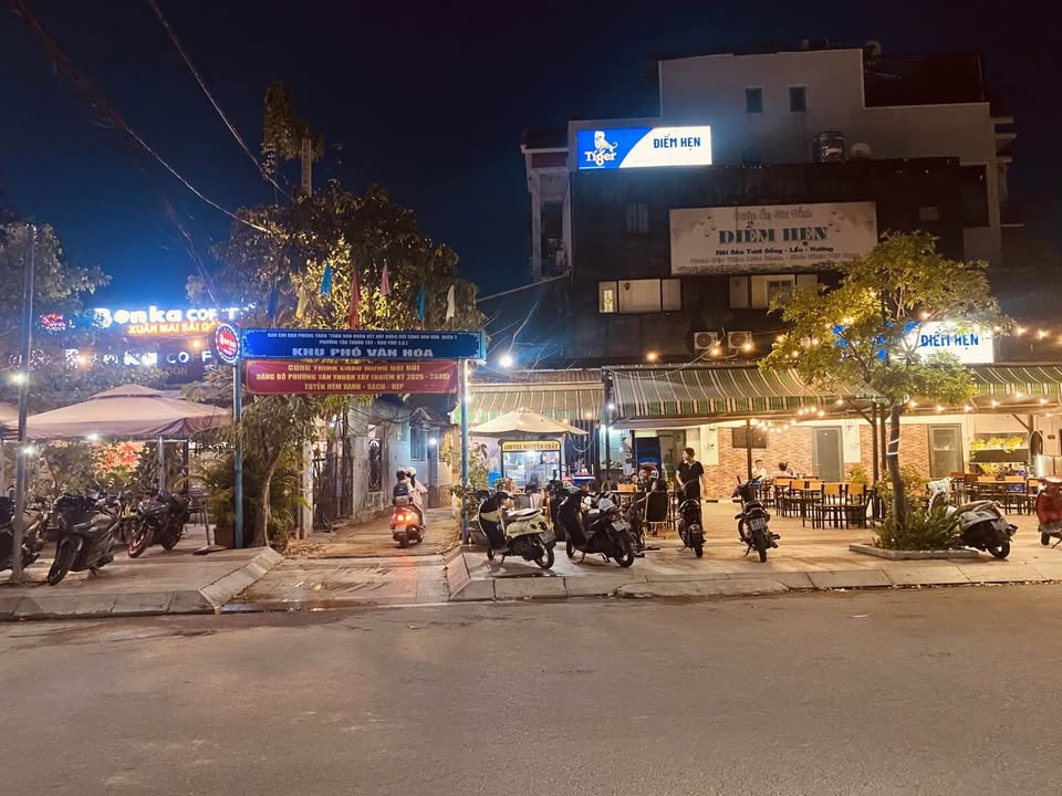 Bán nhà phố Huỳnh Tấn Phát Quận 7 150m² giá 8.5 tỷ - Vị trí đắc địa