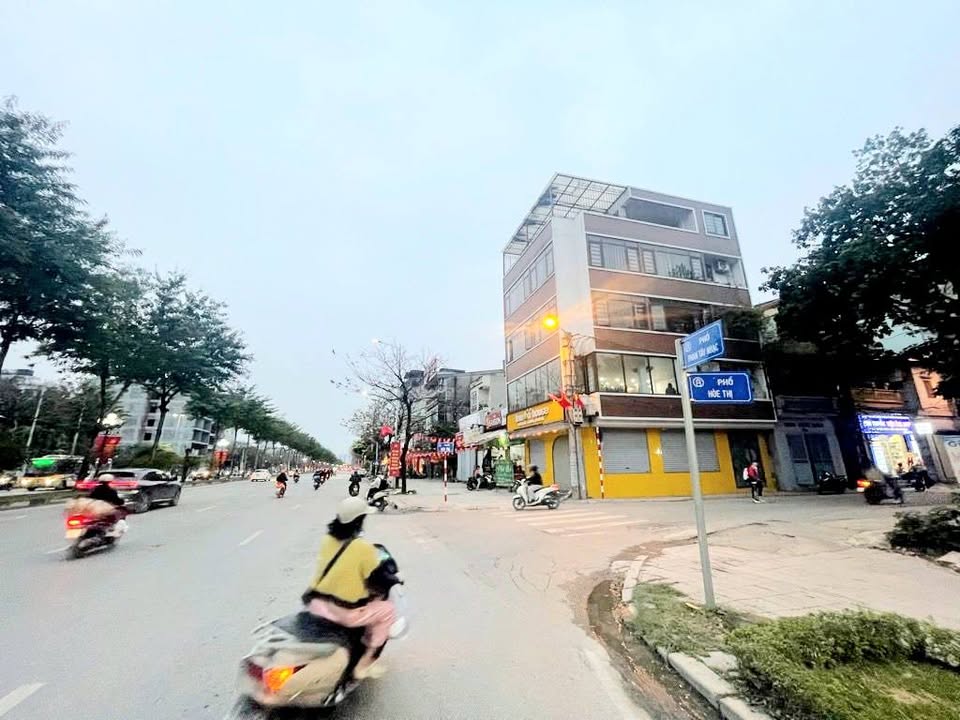 Nhà Mặt Phố Hòe Thị 78m² - Kinh Doanh Sầm Uất, Vỉa Hè Rộng