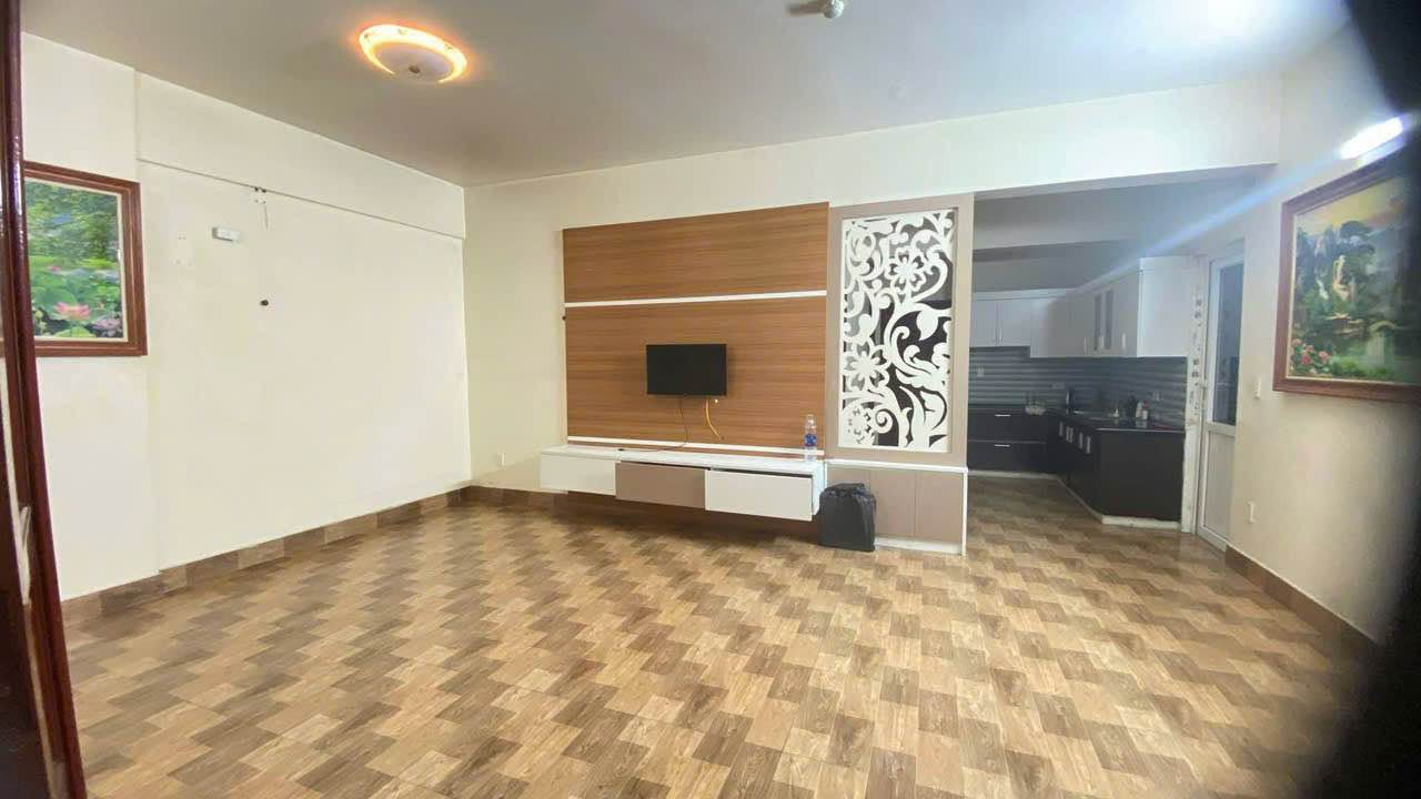 Cho thuê Căn hộ Lũng Lô 103m² - 3PN Giá 6 Triệu/Tháng