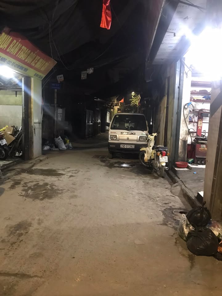 Bán nhà Vĩnh Hưng Hoàng Mai 34m² 5 tầng - Sổ đỏ nở hậu cực đẹp