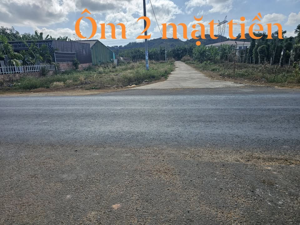 Đất nền Krông Nô Đắk Nông 263m² - Sổ đỏ chính chủ, 2 mặt tiền đẹp!