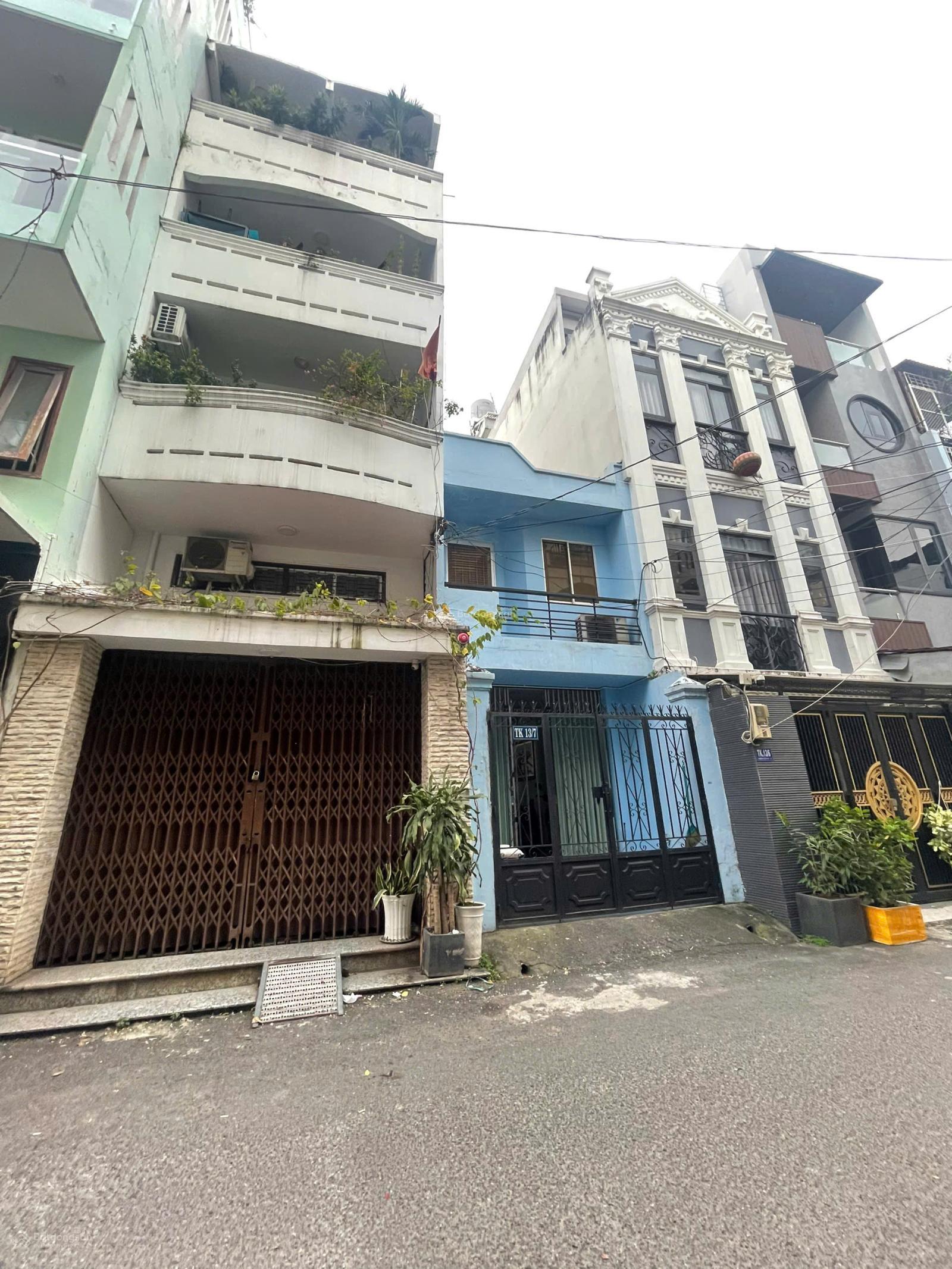 Bán nhà hẻm xe hơi Quận 1 60m² giá 16.8 tỷ - Ô tô vào tận nhà