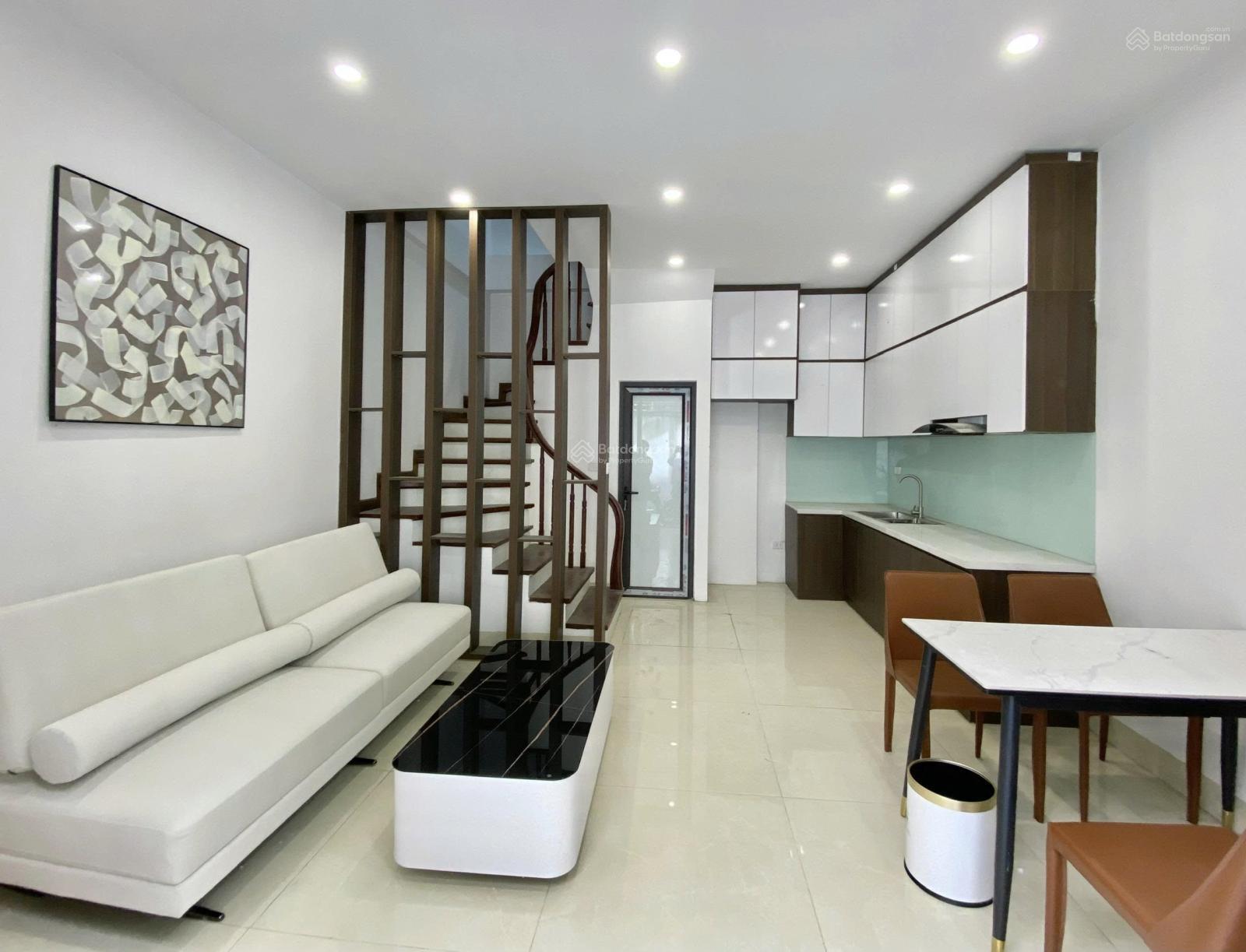 Nhà riêng Liễu Giai 35m² giá 14 triệu - Sẵn sàng ở ngay!