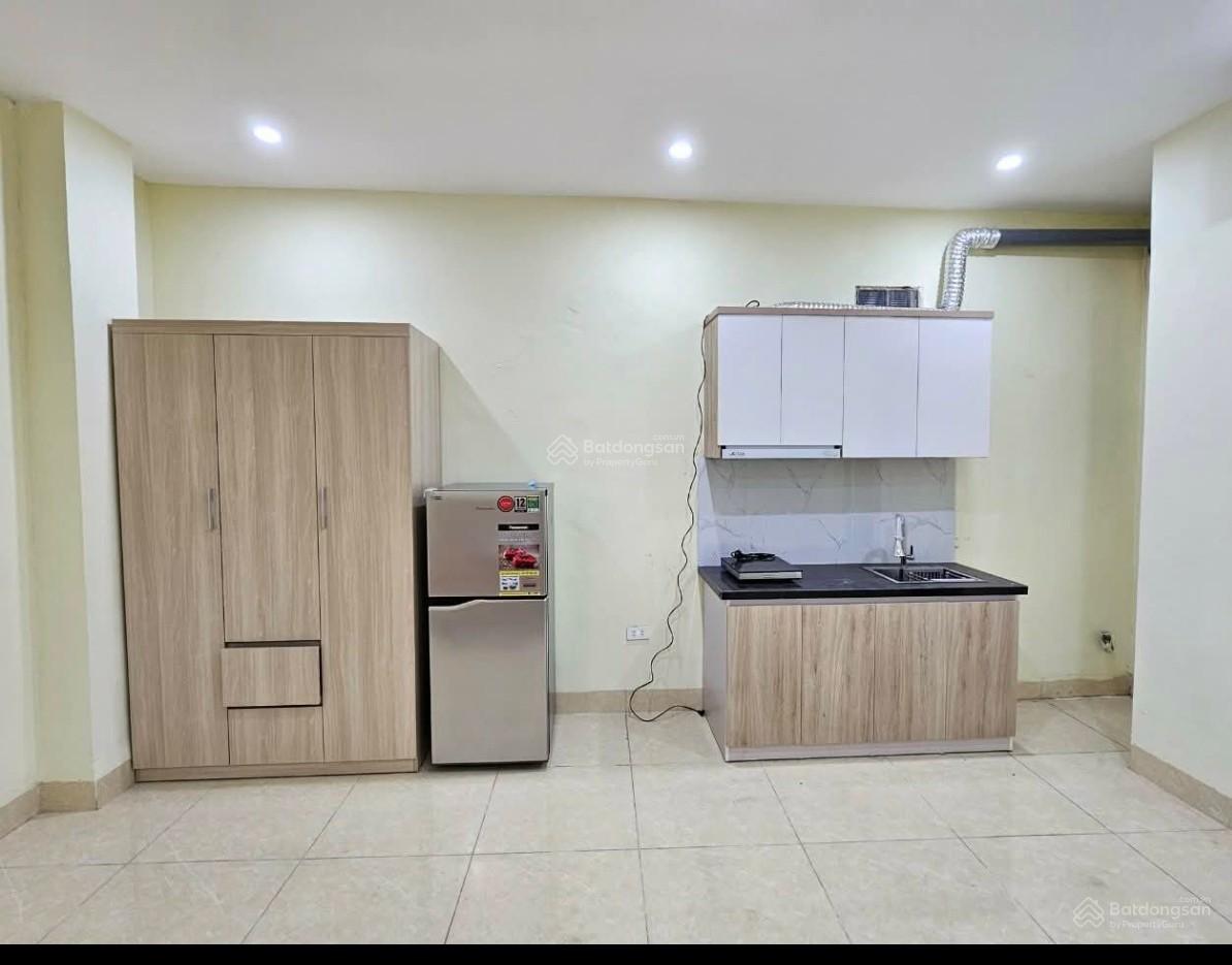 Phòng Trọ Khép Kín La Thành 30m² - Full Nội Thất, Sẵn Sàng Ở Ngay!