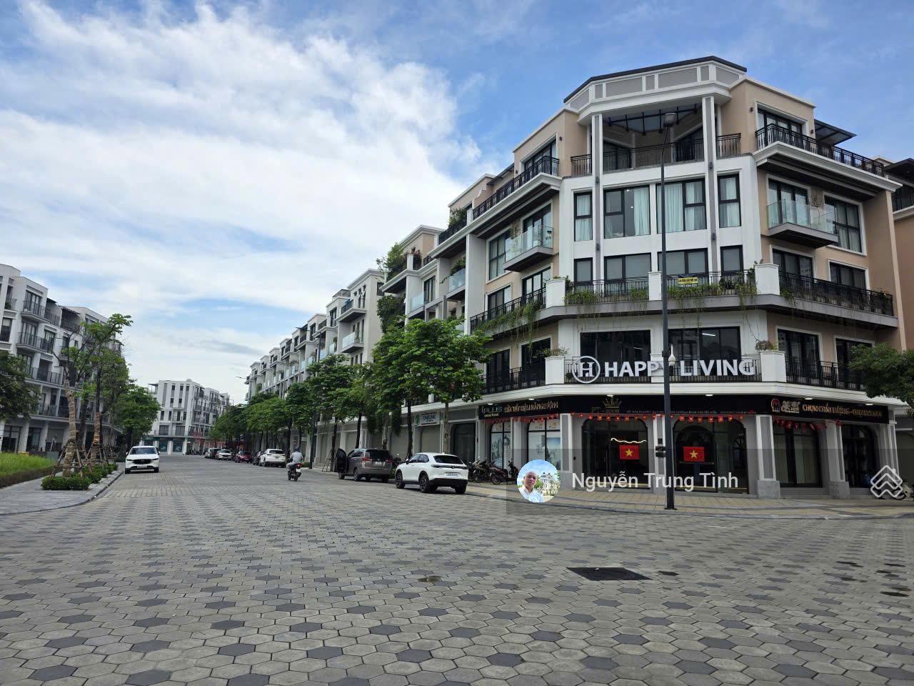 Shophouse Hoàng Mai 350m² - Mặt tiền kinh doanh sầm uất!