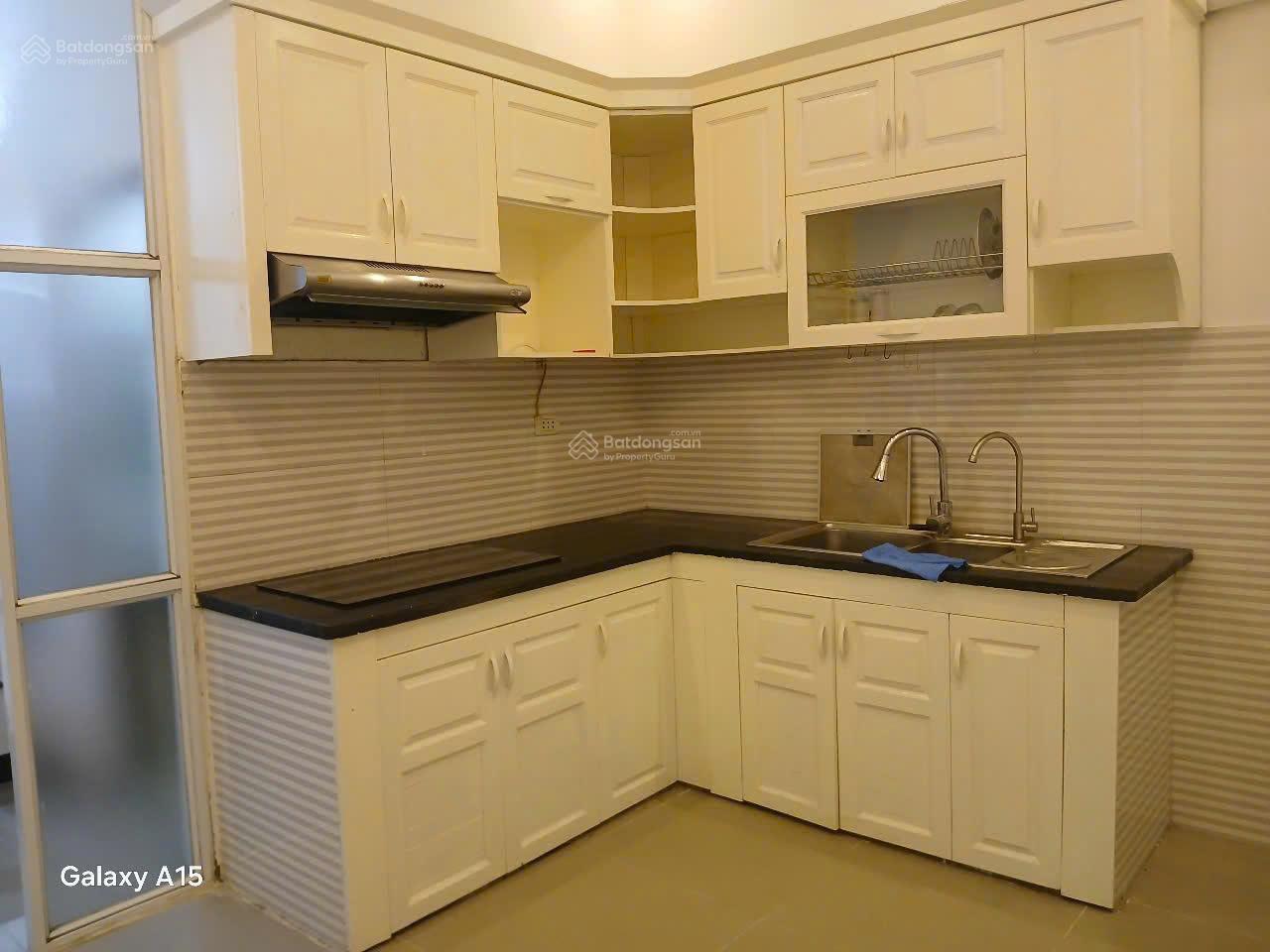 Cho thuê nhà riêng Hoàng Quốc Việt 50m² 4 tầng, full nội thất cơ bản